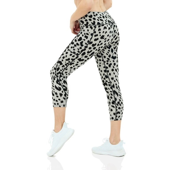 Nicole Miller Sport Women's Leggings W/Media Pockets NWT - Picture 9 of 9